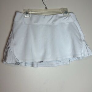 White Women's Pleated Tennis Athletic Skirt with shorts underneath Size L